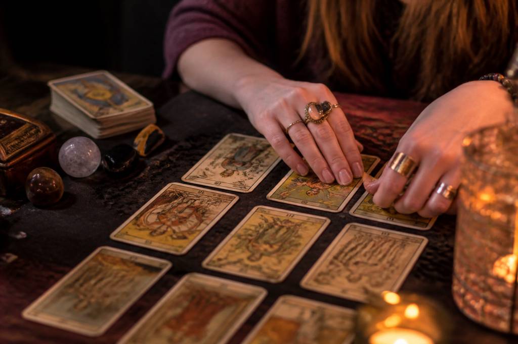 00h0 signification et interprétation en amour, au tarot et dans les arts divinatoires