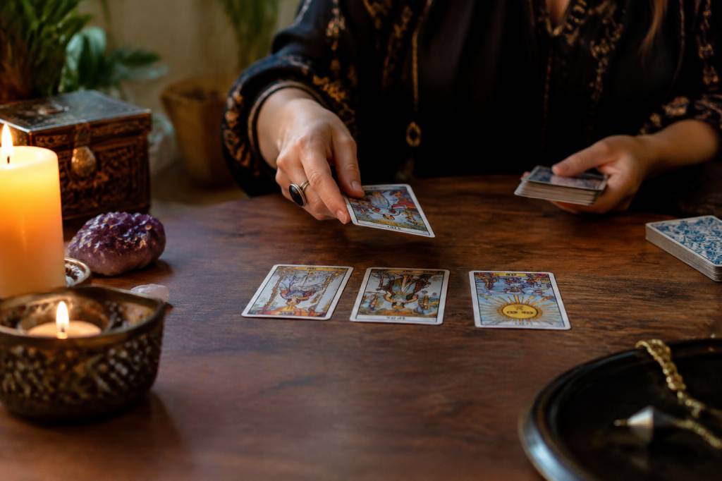 Oracle de la Triade : tirage gratuit et interprétation des cartes