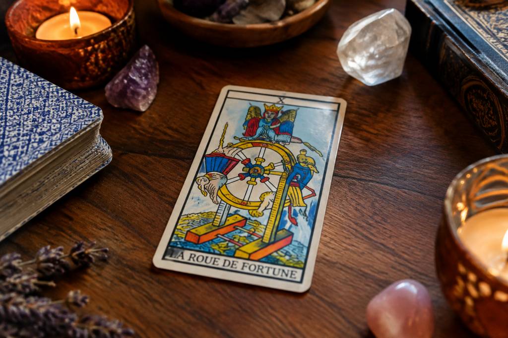 La roue de fortune au tarot de Marseille : signification et interprétation du tirage en amour et dans la vie professionnelle